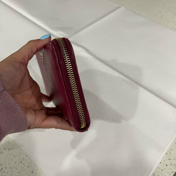 Prada Leather Saffiano Zippy Wallet - Picture 7 of 8